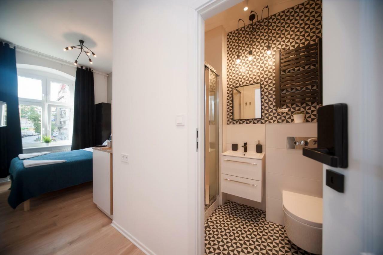 Very Berry - Glogowska 35A - Mtp Apartments - Self Check In 24H Poznan Ngoại thất bức ảnh
